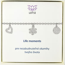 strieborny-naramok-s-priveskami