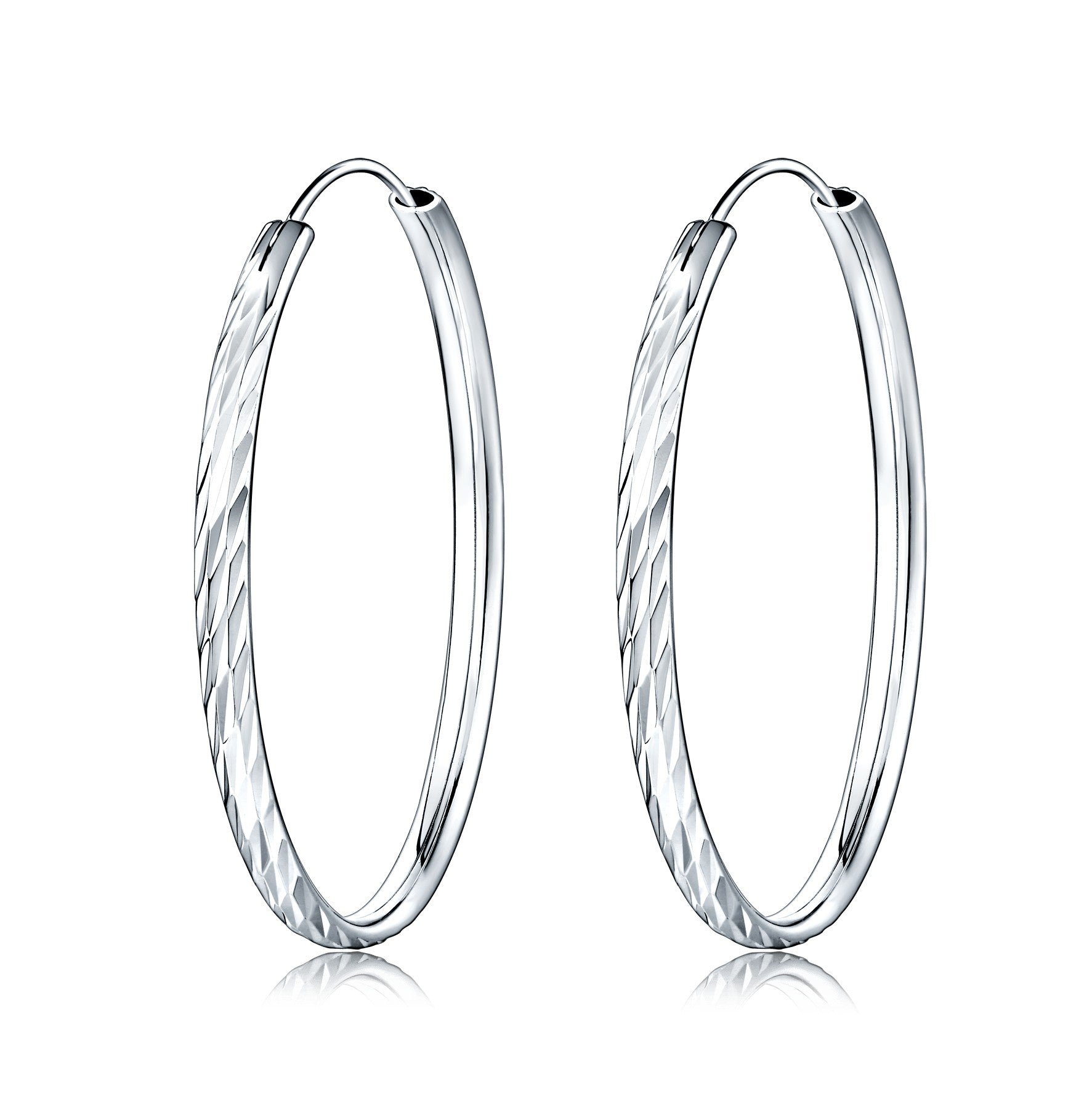 strieborne-kruhy-s-gravirom