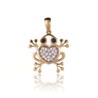 prekrasny-zlaty-privesok-v-tvare-zaby