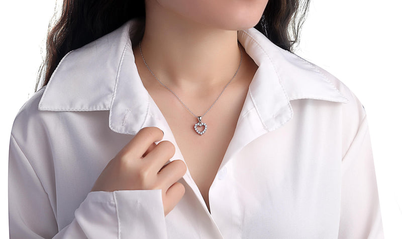 Strieborný prívesok