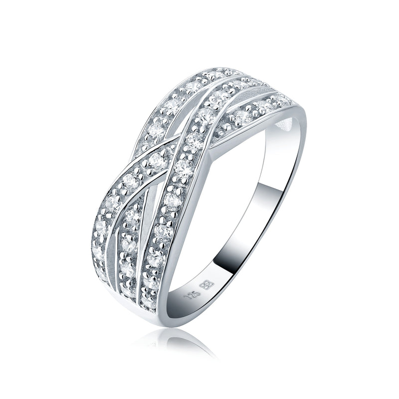 strieborny-prsten-s-prepletanymi-castami