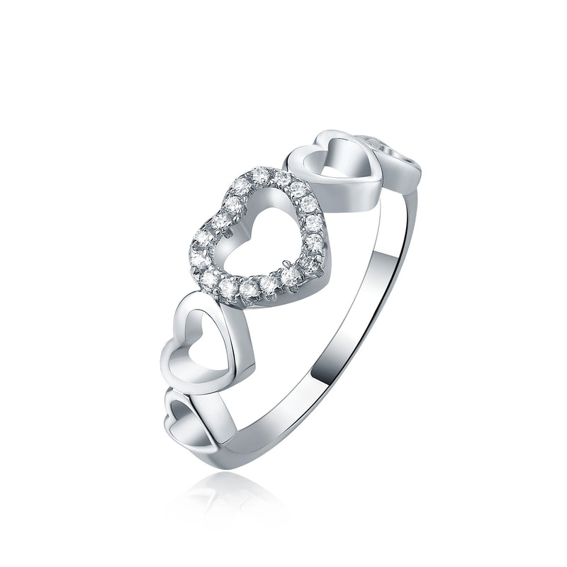 prekrasny-strieborny-prsten-so-srdieckovym-vzorom