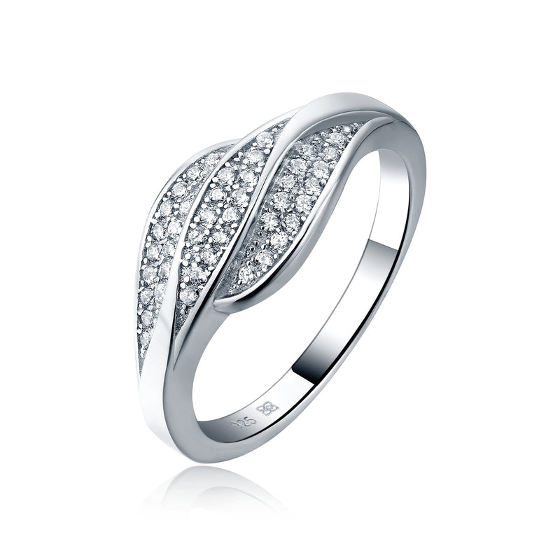 nadherny-damsky-strieborny-prsten-s-mikrozirkonmi