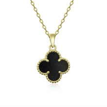 Strieborný prívesok s polodrahokamom